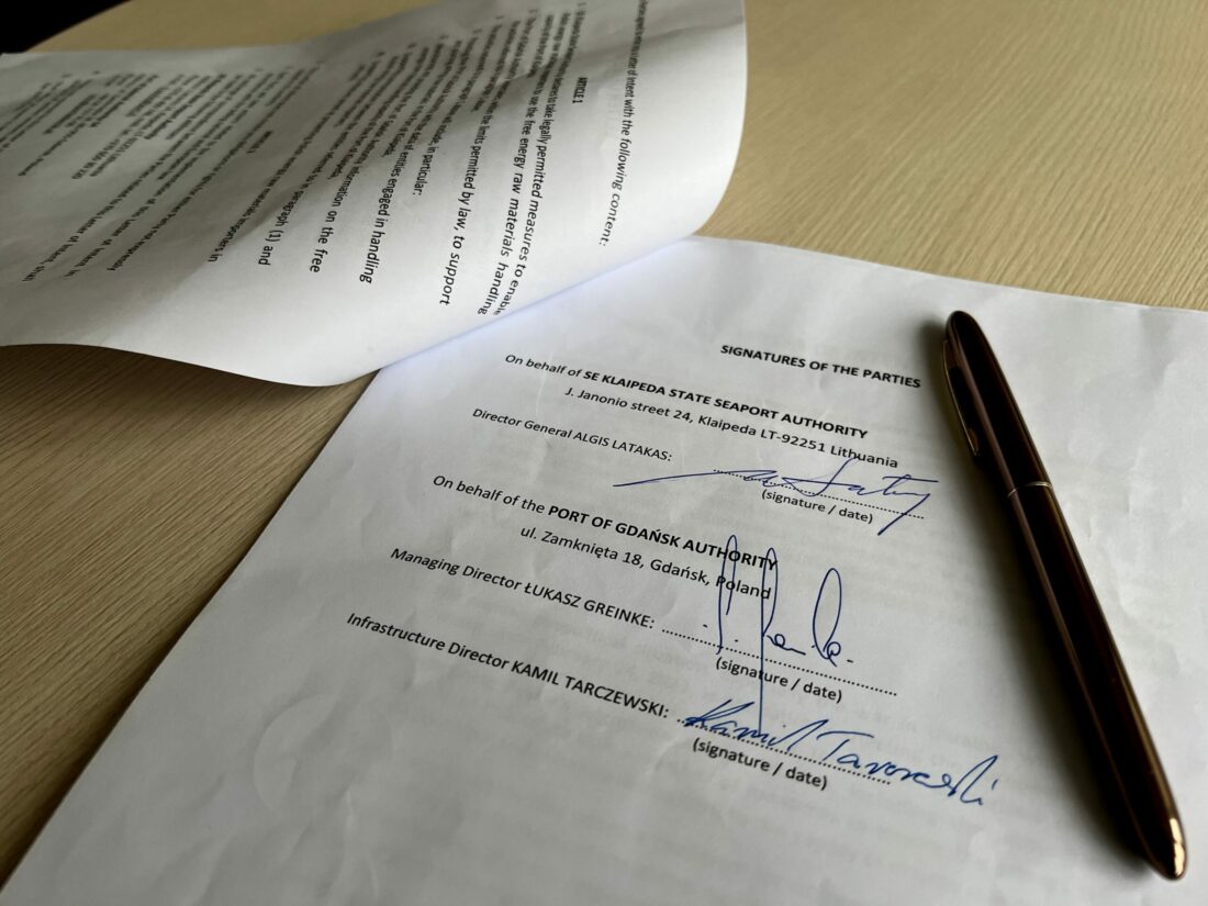 Klaipėdos ir Gdansko jūrų uostai vienijasi pagalbai energetinių išteklių srityje
