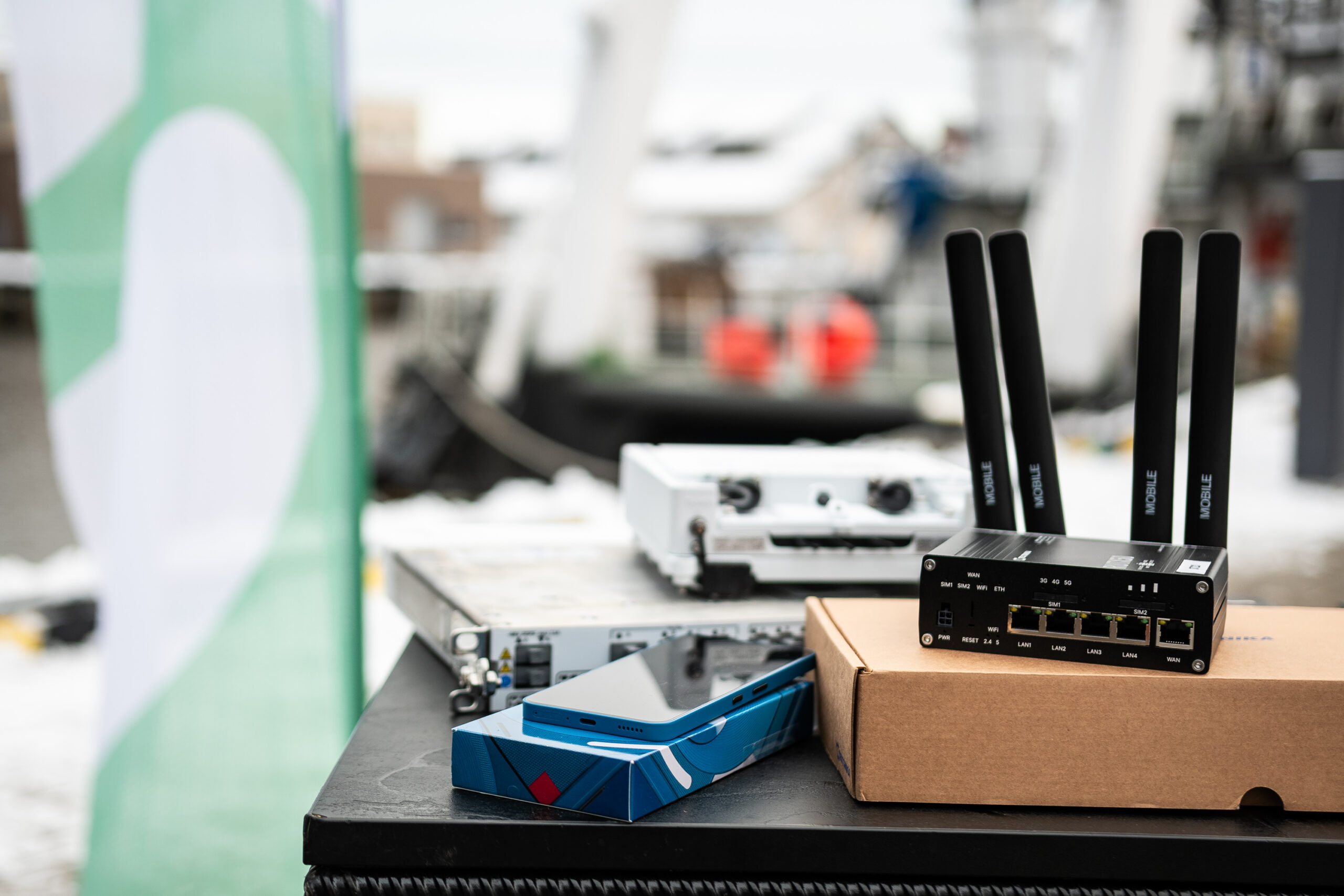 Pirmojo šalyje privataus 5G tinklo bandymai Klaipėdos uoste: veikia vandenyje, ore ir sausumoje