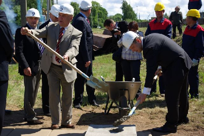 Klaipėdos keleivių ir krovinių terminalo statybos pradžia: geležinkelio viaduko per Varnėnų g. rekonstrukcija