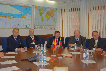 Klaipėdos uoste lankėsi Kylio miesto ir uosto delegacija