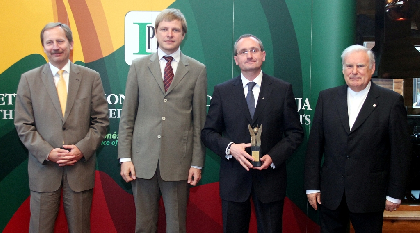 AB „Vakarų laivų gamykla“ pripažinta „Lietuvos metų eksportuotojas 2009“ nugalėtoja