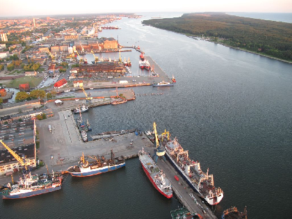 Courses on the fight against weapons of mass destruction (WMD) in sea ports were held in Klaipėda