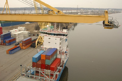 Krovos Klaipėdos ir kituose rytinės Baltijos jūros pakrantės uostuose 2010 m. sausio-vasario mėn. ap...