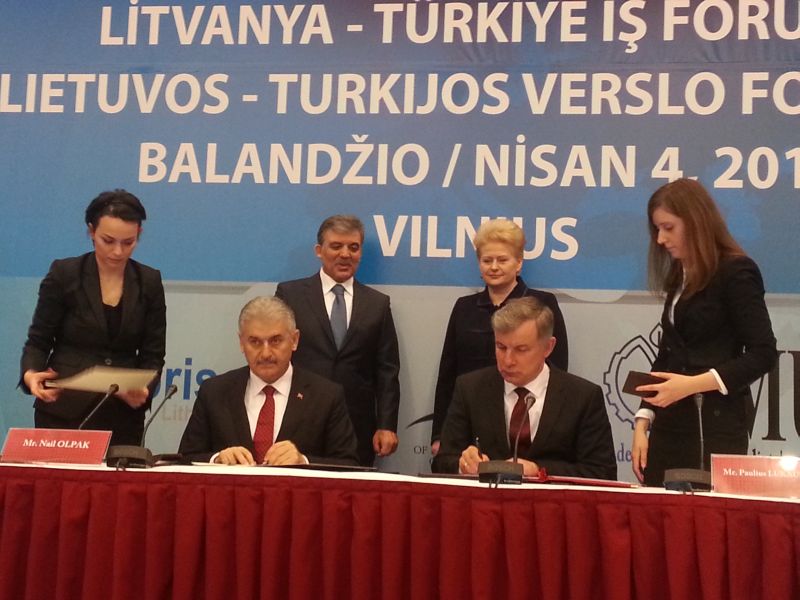 Lietuvos ir Turkijos ministrai pasirašė memorandumą dėl „Vikingo“