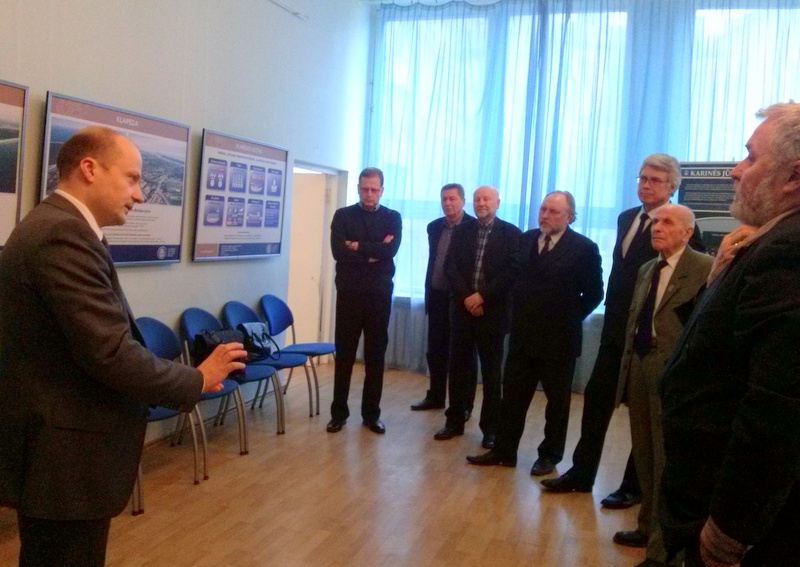 Klaipėdietiška paroda papuošė sostinės karininkų ramovę