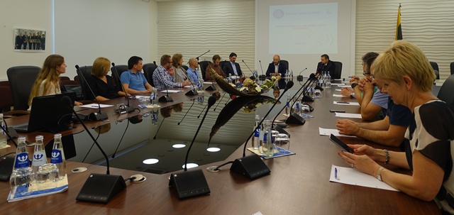 Vadovų klubas domisi uostu ir jo projektais