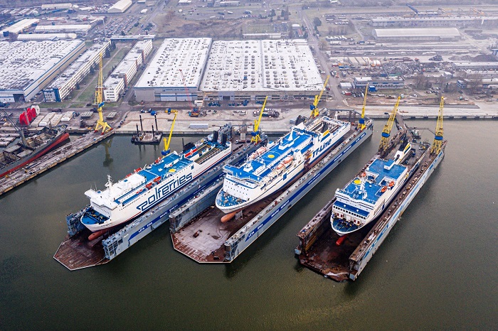 „Vakarų laivų gamykloje“ darbą pradėjo antrasis „Panamax“ tipo laivų remontui skirtas dokas